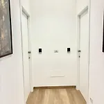 Διαμέρισμα Steps